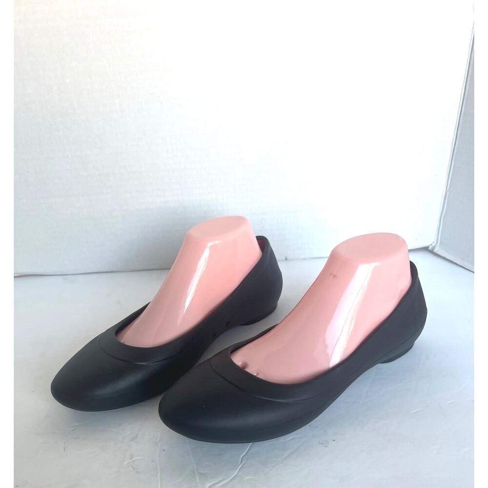 NWOT CROCS Lina‎ Iconic Comfort Flat Black Rubber Slip On Casual Shoe Sz 9